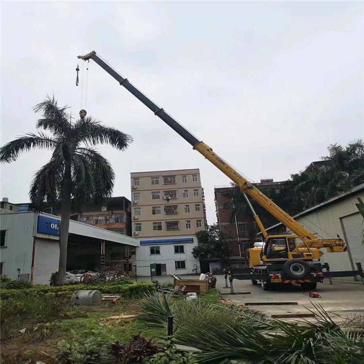 天涯镇12吨吊车出租一天的收费标准是什么