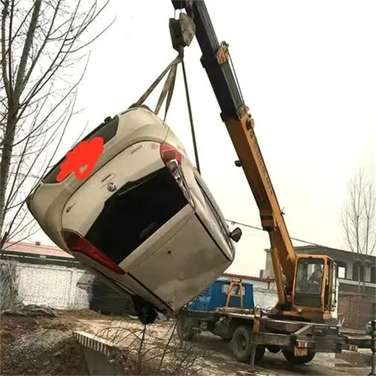 天涯镇随时待命，吊车24小时道路救援服务全解析